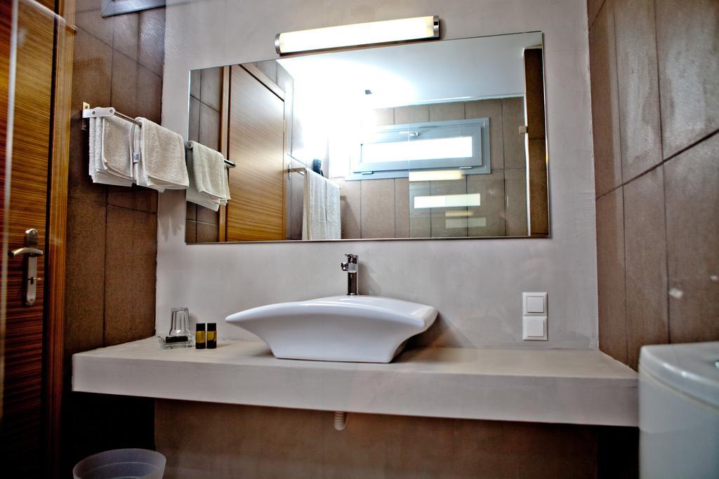 Xanthippi Hotel スーバラ エクステリア 写真