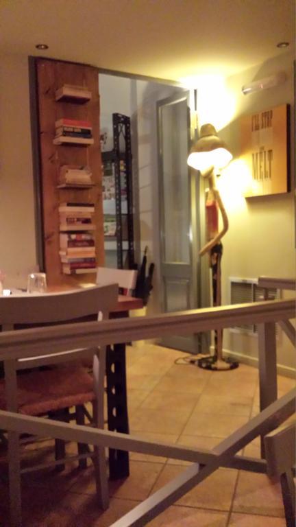 Xanthippi Hotel スーバラ エクステリア 写真